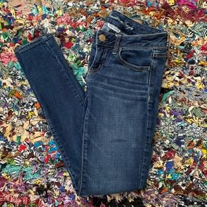 3/$25 American Eagle Size 4 LONG